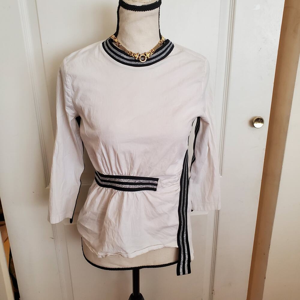 Mara Margo Asymmetrical Metallic Trim Top Size 36 / XS